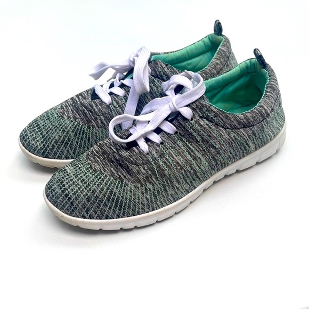 Gravasphere Sneakers
